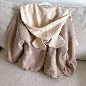 95% NEW PRESCHOOL DOUBLE SIDED BEAR EAR JACKET